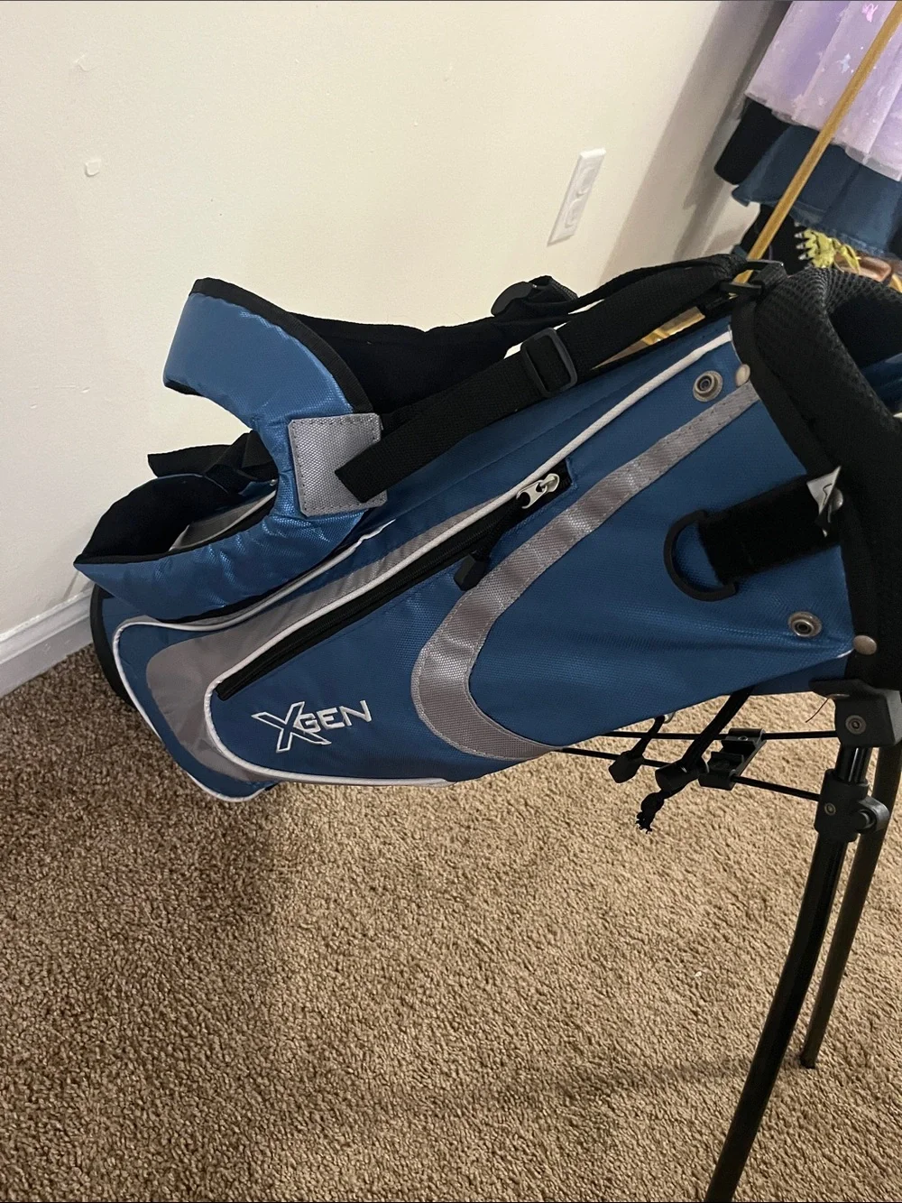 XGEN TiTech Junior Golf Set Blue and Black Stand Golf Bag with Headcovers